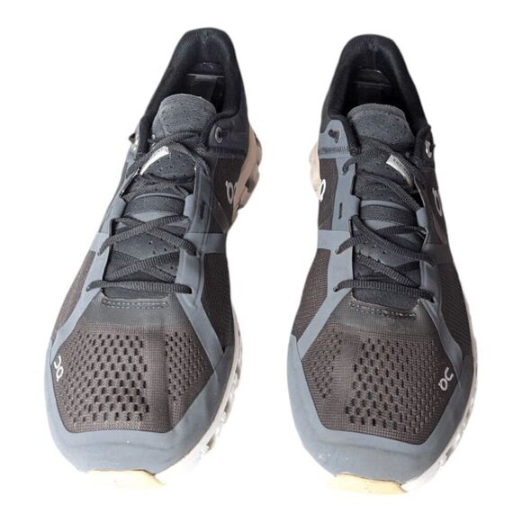 ON RUNNING Cloudflow Running Shoes Size 10 - Picture 4 of 14